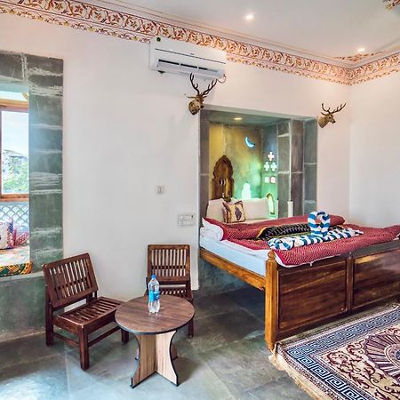 Lassi Guest House Udaipur Buitenkant foto